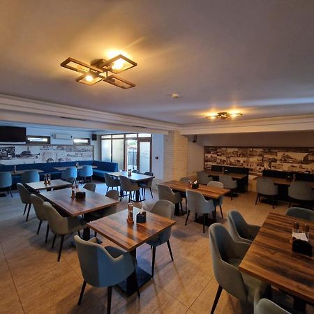 Hotel Rao Клуж-Напока Екстериор снимка