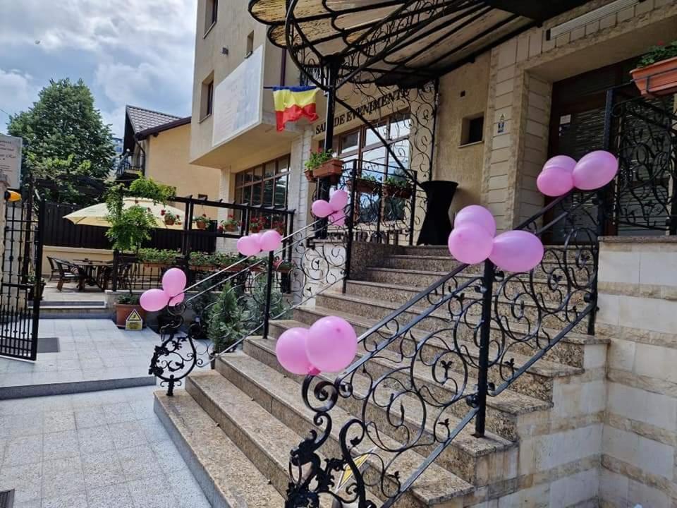 Hotel Rao Клуж-Напока Екстериор снимка